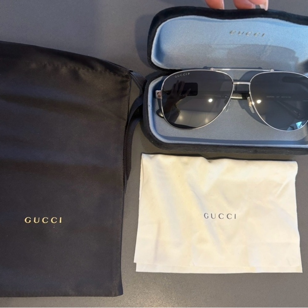 Gucci Aviator Sunglasses in Black and Silver GG0528S Polarized